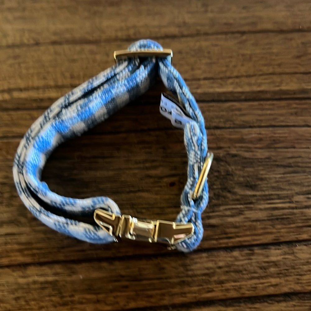 Pet collar xs nwot
